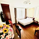 Orange Hotel - Centrally Located Near Dragon Bridge, Han Market, Con Market, And The Cham Museum, Always Friendly, Open 24Hours Welcome